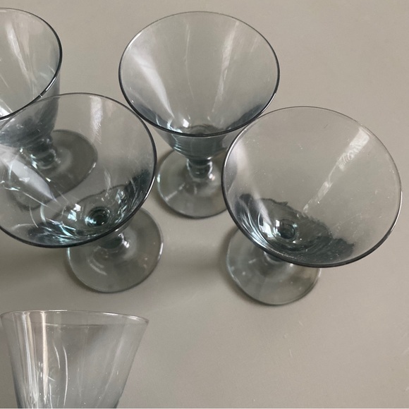 Smoked Gray Colored Unbranded 3” Shot Glassware - Set Of 5 - Picture 6 of 10